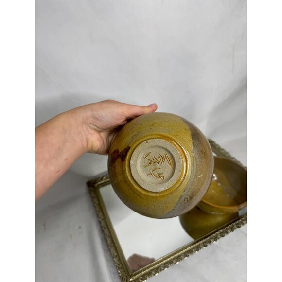 Set of Two Beautiful Vintage Earth Toned Artist Signed Handmade Studio Pottery 4 - Picture 3 of 9